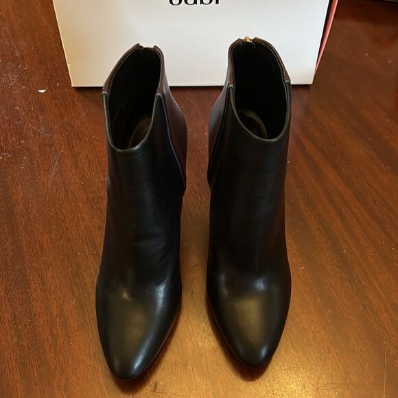 CABI black and plum leather 4” heel booties with back zipper Size 9.5 M NIB - Picture 6 of 11